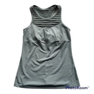 Gaiam tank top with built in bra